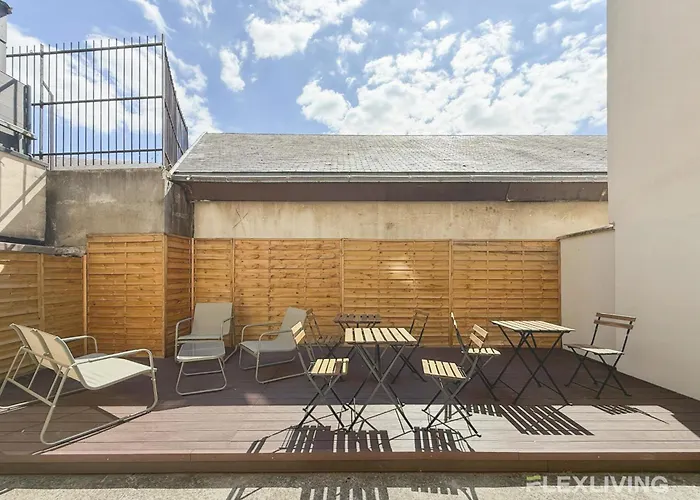 Charming 21m In 20 With Shared Terrace * פריז