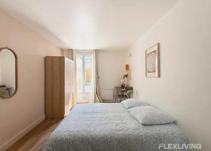 Charming 21m In 20 With Shared Terrace פריז