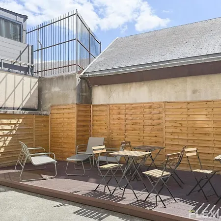 Charming 21m In 20 With Shared Terrace Apartment Paris